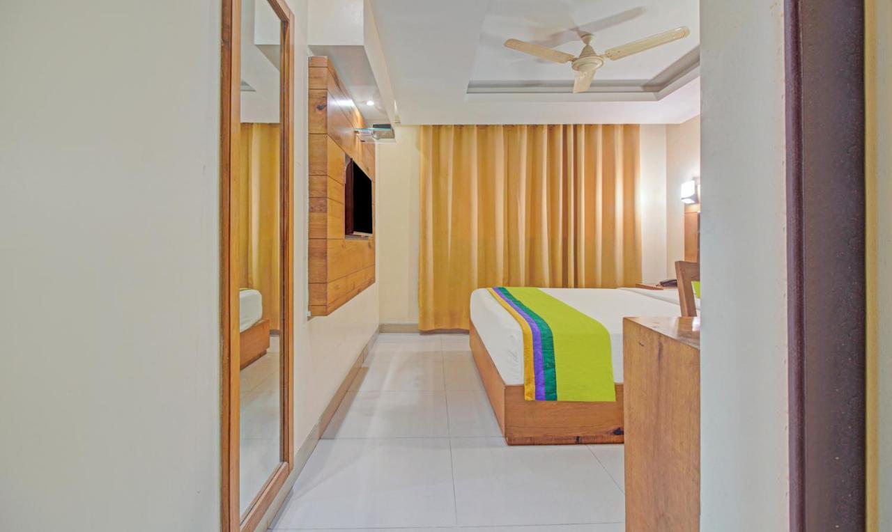 Treebo Trend Anam Interrnational Hotel Mumbai Kültér fotó
